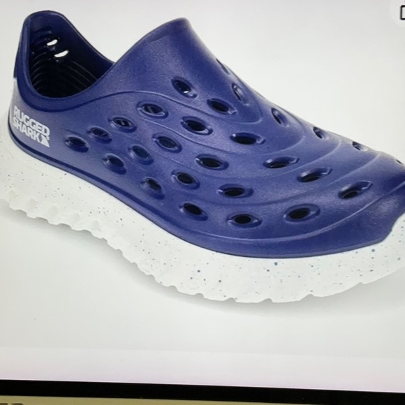 NWT.Rugged Shark Rift slip-on.Kids 13 - Picture 1 of 5
